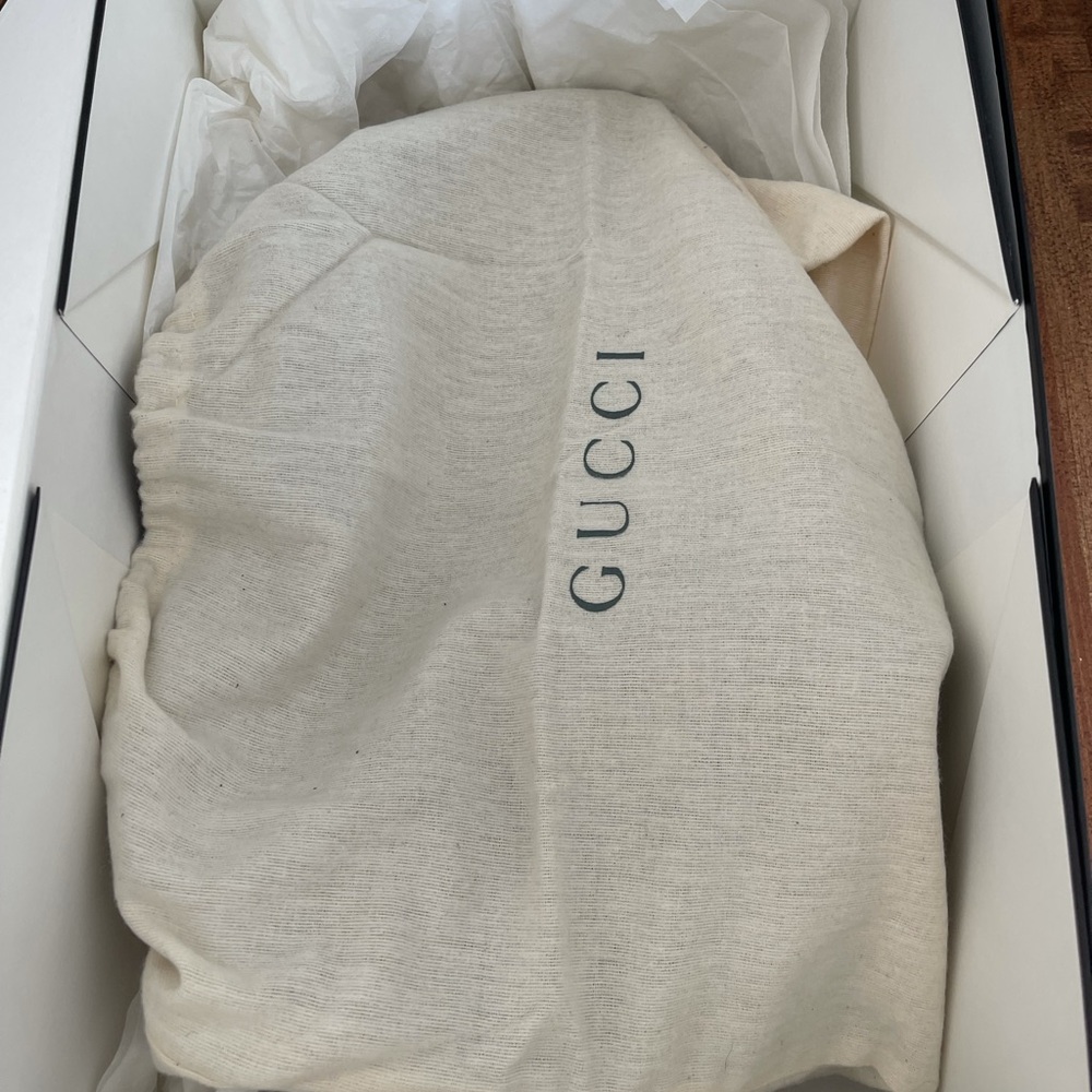 Authentic Gucci Hobo Bag!! - Picture 12 of 13